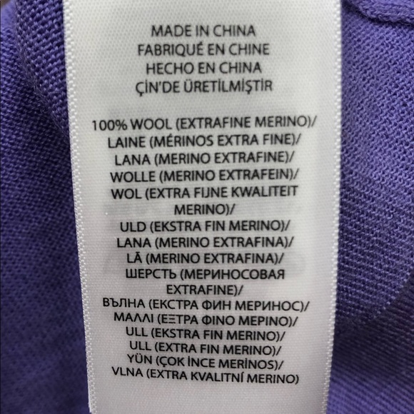 Polo Golf Ralph Lauren v neck sweater. 100% Wool. New with tags. Large. Purple - Picture 4 of 4